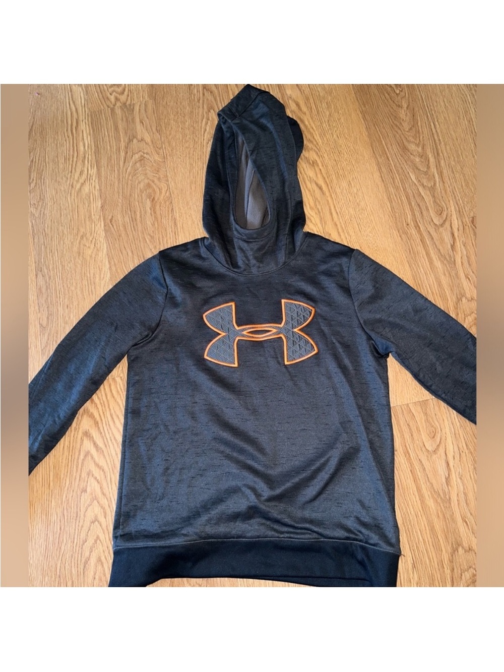 Under Armour Grey Hoodie with Orange-Trim Logo Patch Cold Gear - Picture 2 of 5